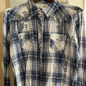 Aritat button up shirt